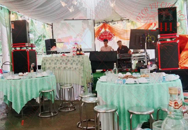 Thuê nhạc sống đám cưới giá bao nhiêu