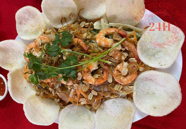 Gỏi củ hủ dừa tôm thịt + bánh phồng