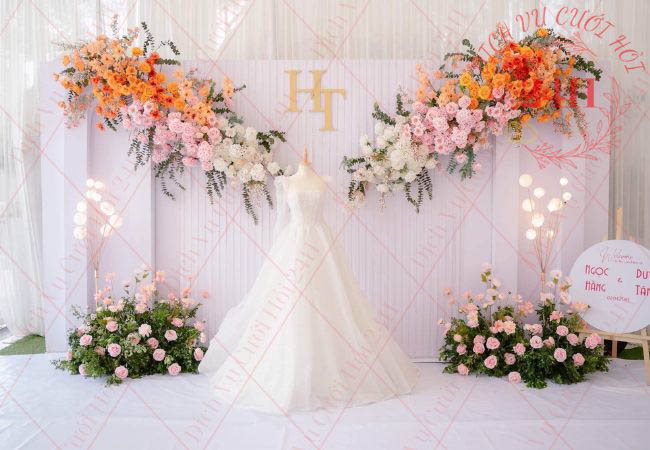 Mẫu backdrop hot hiện đại 