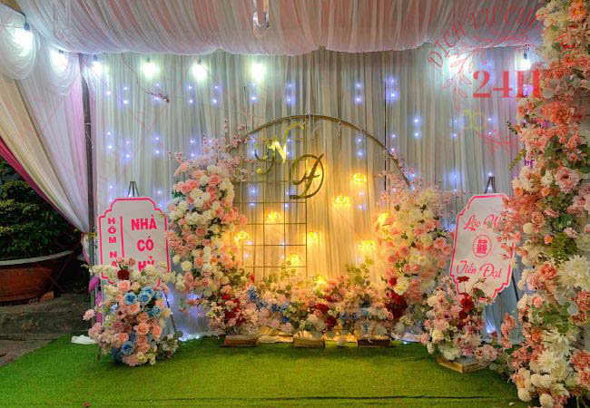 Mẫu backdrop đám cưới hót nhất hiện nay