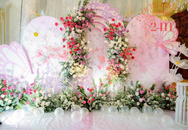 Mẫu backdrop đám cưới cao cấp