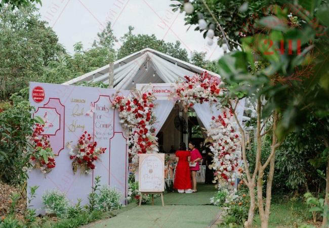 Mẫu trang trí rạp đám cưới số 5