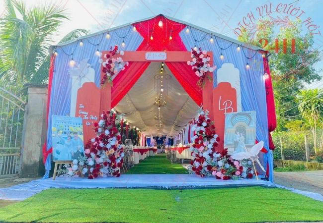 Mẫu trang trí rạp đám cưới số 4