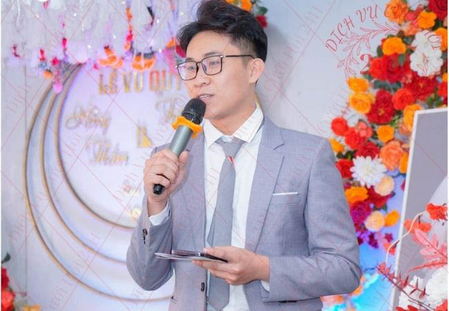 giá mc đám cưới
