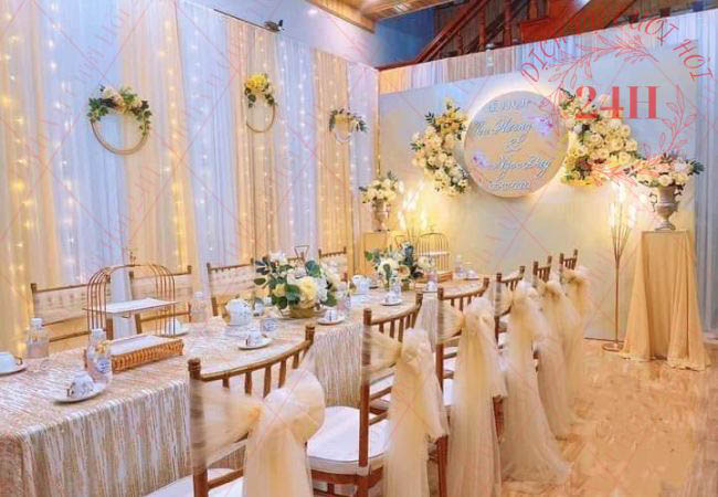 Mẫu trang trí gia tiên 5 đến 10 triệu